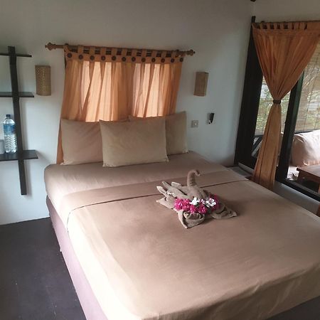 Ana Warung & Bungalows Gili Meno Luaran gambar