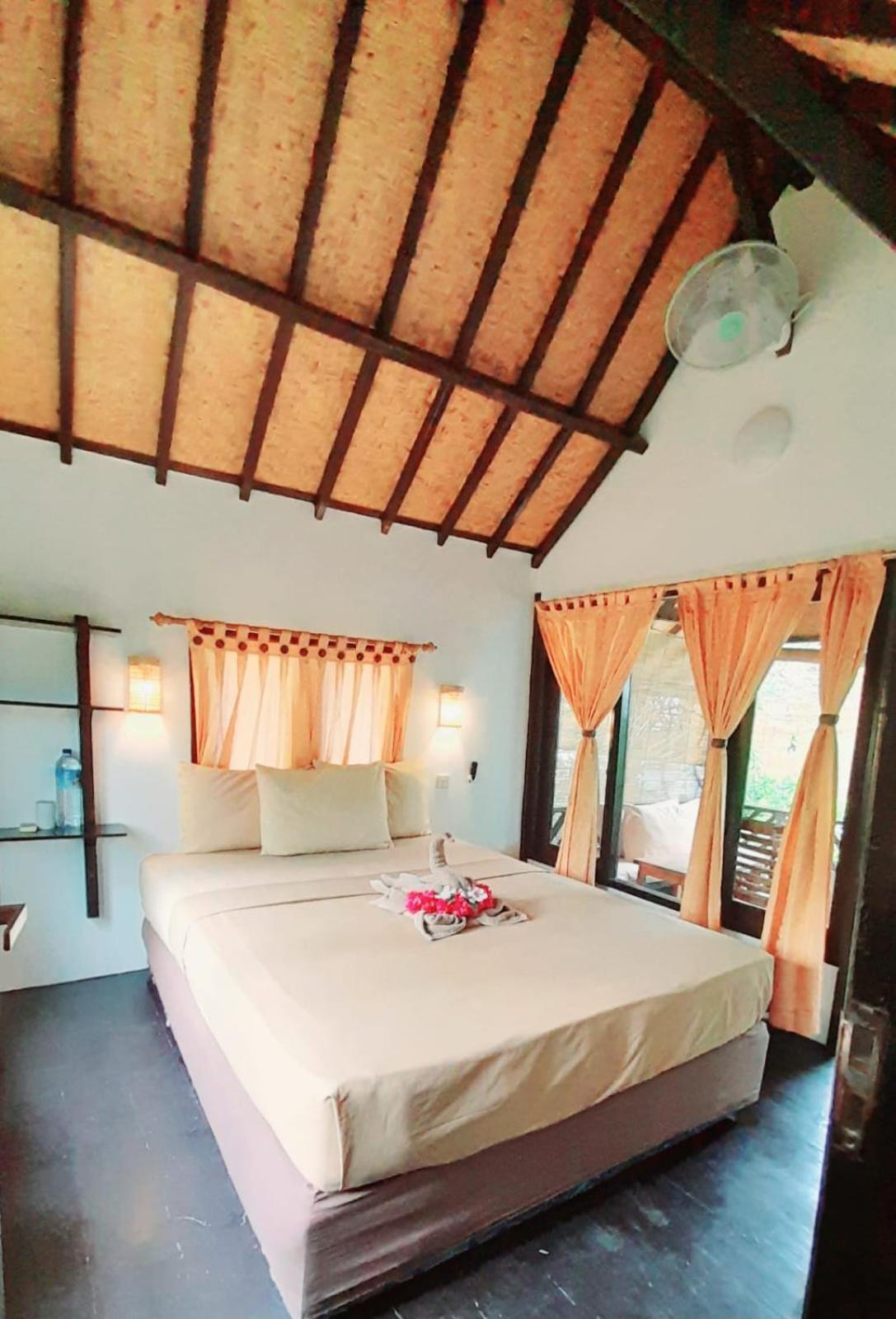 Ana Warung & Bungalows Gili Meno Luaran gambar