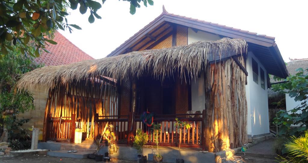 Ana Warung & Bungalows Gili Meno Luaran gambar