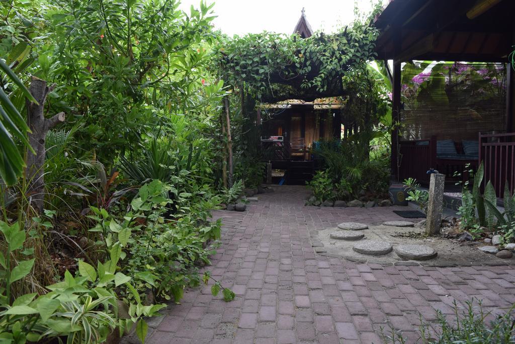 Ana Warung & Bungalows Gili Meno Luaran gambar