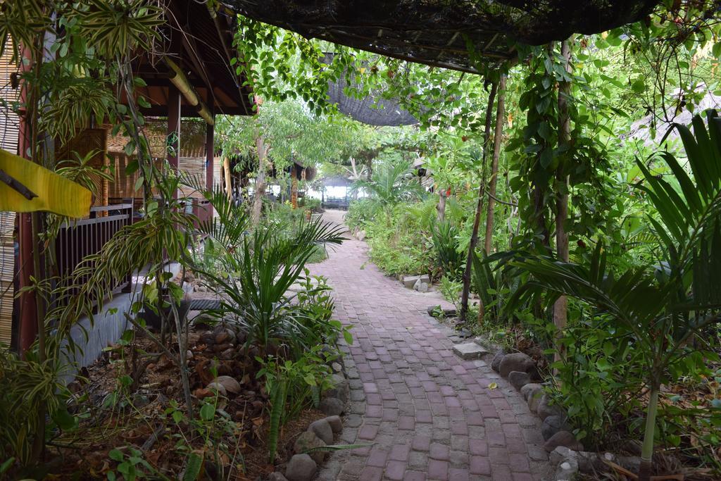 Ana Warung & Bungalows Gili Meno Luaran gambar