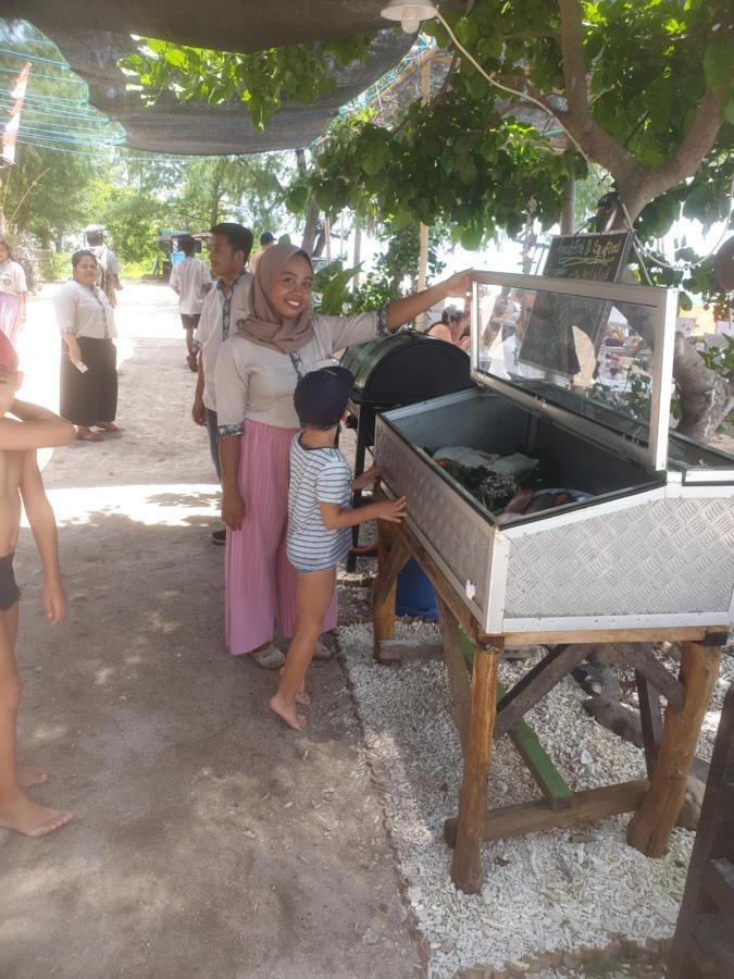 Ana Warung & Bungalows Gili Meno Luaran gambar